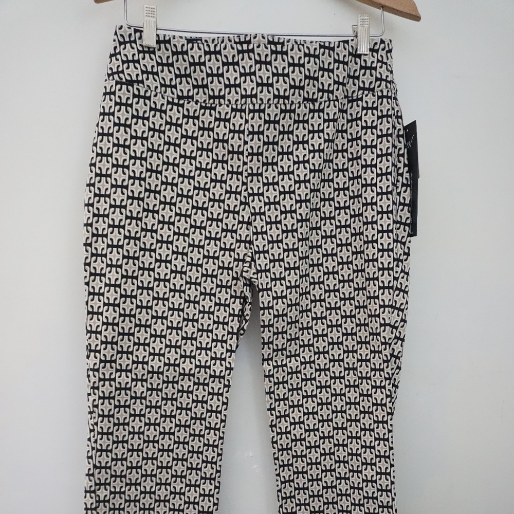 up! Classic Ankle Cropped Pants Tummy Control - Picture 1 of 4